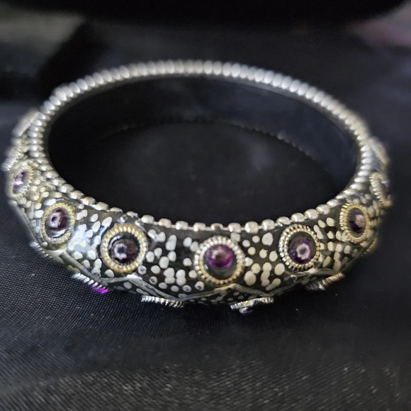 Bangle Bracelet - Picture 1 of 4